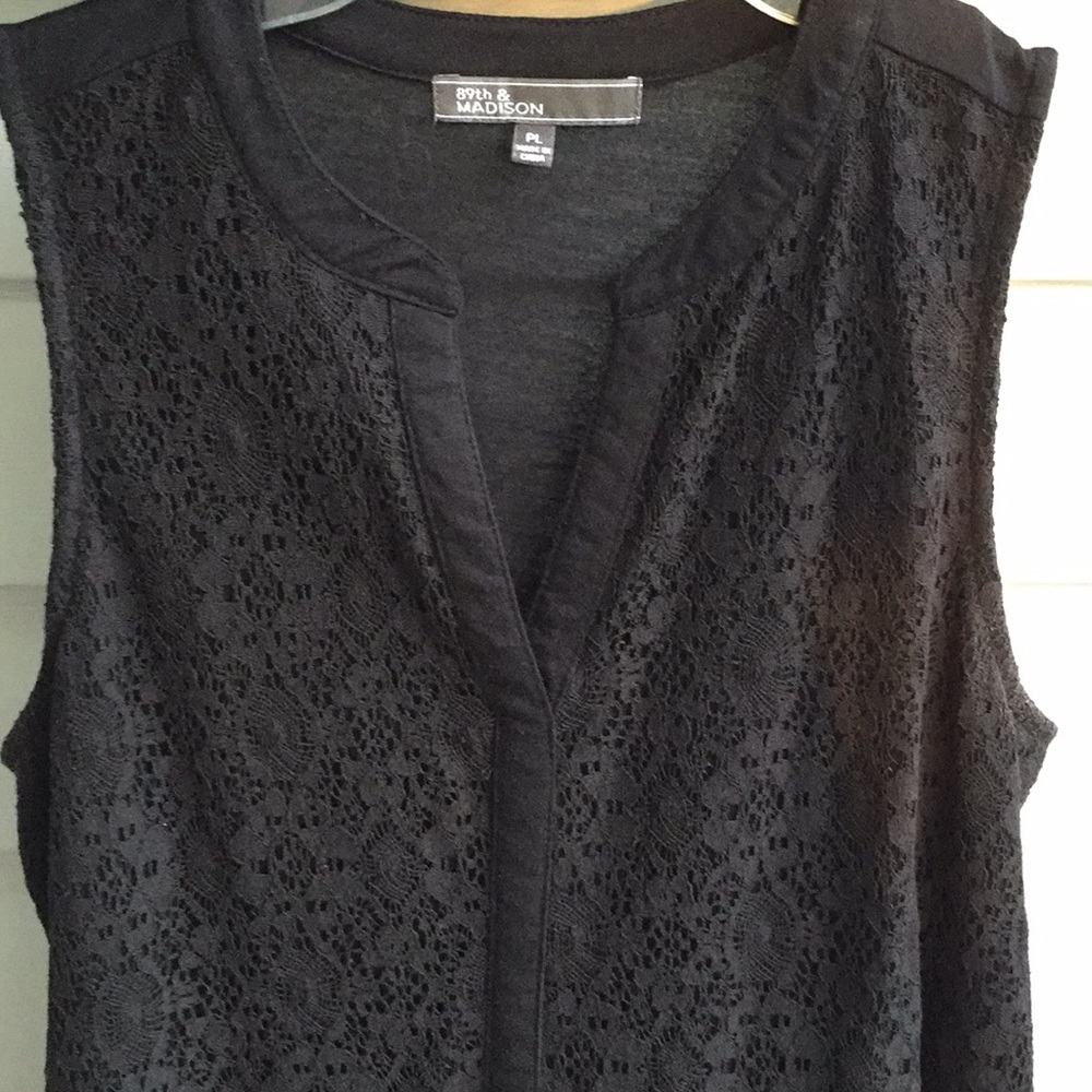 89th & Madison Black Top. Petite large